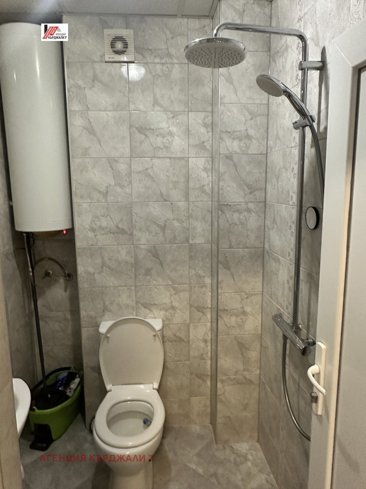 Продава 2-СТАЕН, гр. Кърджали, Център, снимка 13 - Апартаменти - 54588625