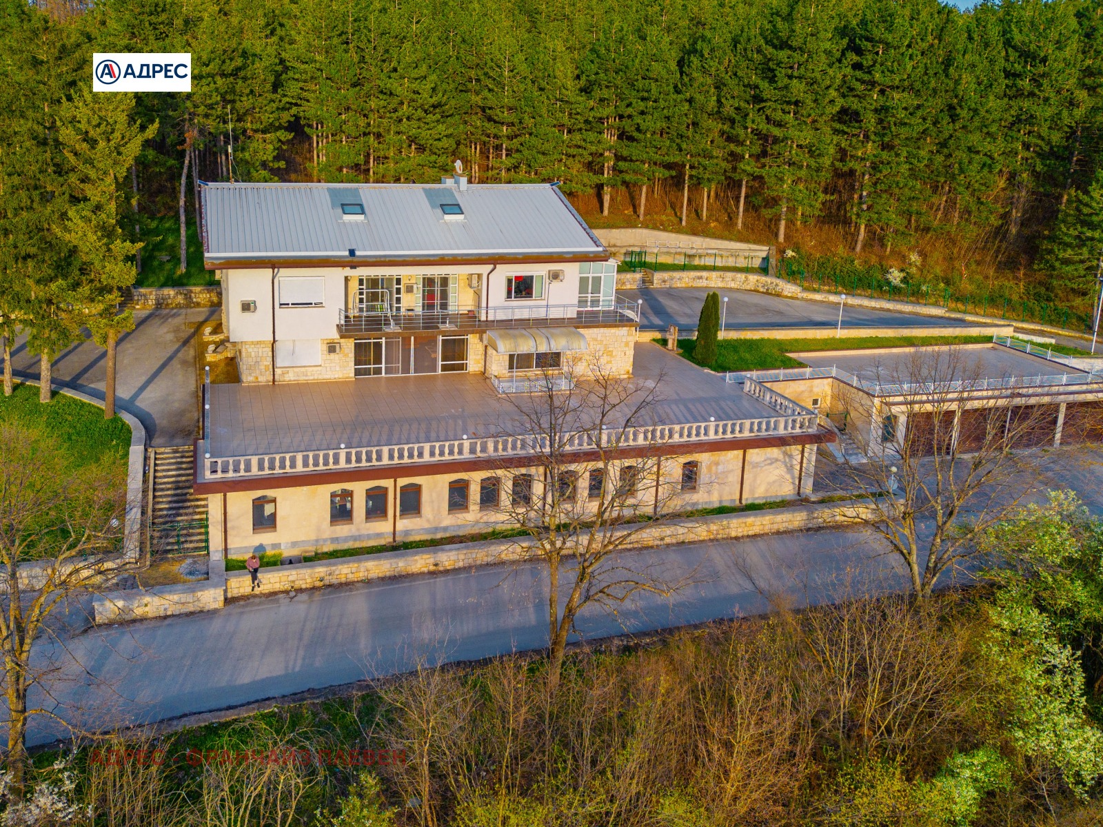 Продава КЪЩА, гр. Плевен, Кайлъка, снимка 2 - Къщи - 54408749
