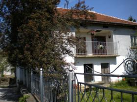 Продажба на имоти в с. Видраре, област София - изображение 1 