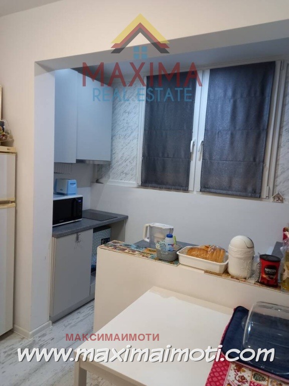 Продава  2-стаен град Пловдив , Христо Смирненски , 76 кв.м | 46629986 - изображение [2]