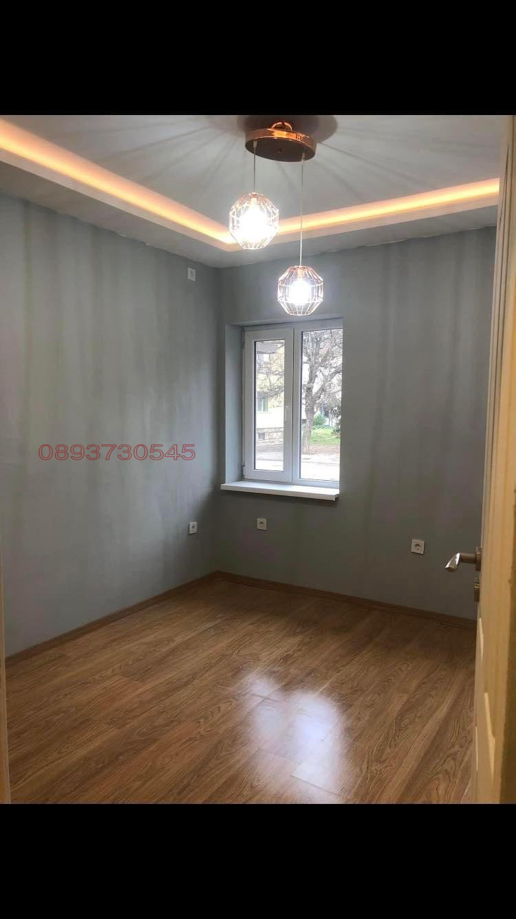 Продава 3-СТАЕН, гр. Русе, Възраждане, снимка 4 - Aпартаменти - 47296295