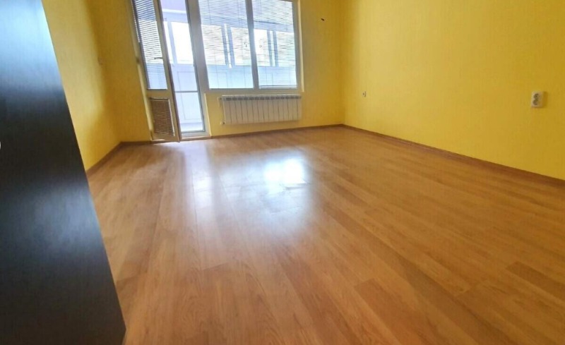 In vendita  2 camere da letto Ruse , Tsentar , 123 mq | 75660784 - Immagine [4]