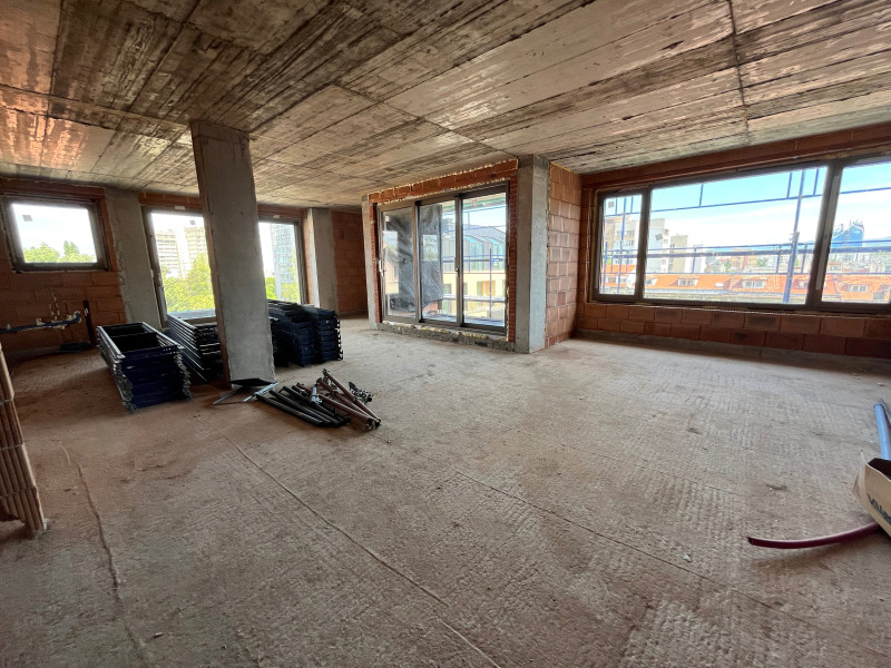 De vânzare  3 dormitoare Sofia , Izgrev , 205 mp | 39567913