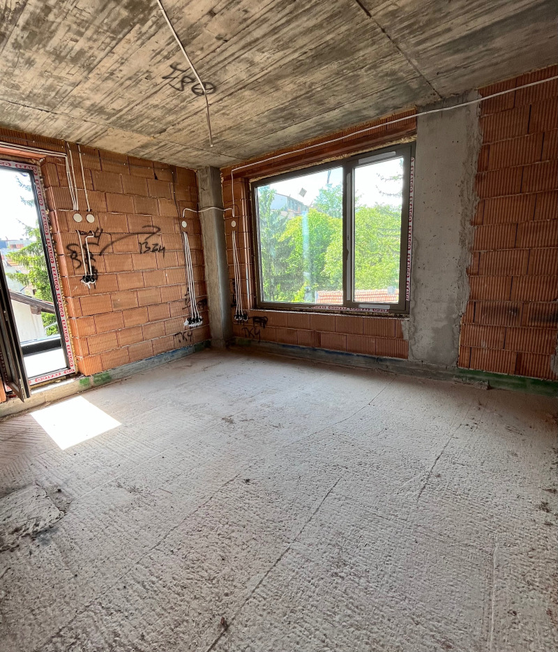 De vânzare  3 dormitoare Sofia , Izgrev , 205 mp | 39567913 - imagine [5]
