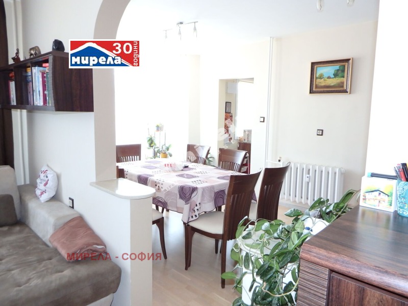 Продава 4-СТАЕН, град София, Люлин - център • 295000 € / 576969.85 лв. • 14448251 1