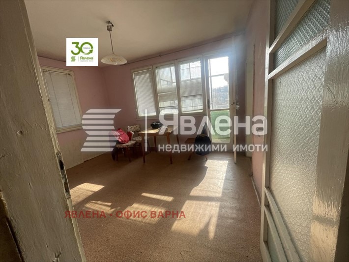 Продава ЕТАЖ ОТ КЪЩА, гр. Варна, Цветен квартал, снимка 1 - Етаж от къща - 49120906