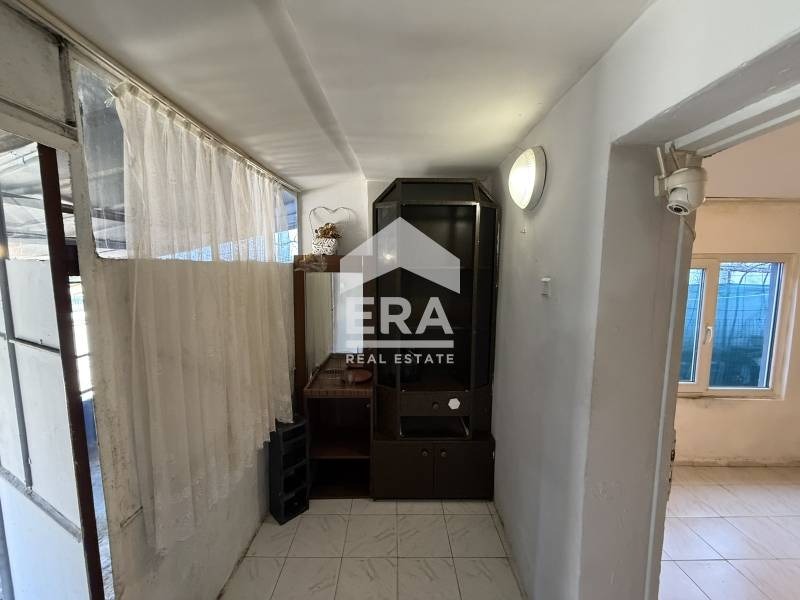 Продава КЪЩА, гр. Варна, Христо Ботев, снимка 4 - Къщи - 52464493