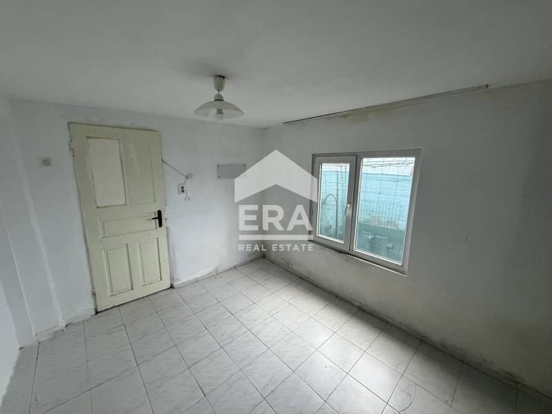 Продава КЪЩА, гр. Варна, Христо Ботев, снимка 6 - Къщи - 52464493