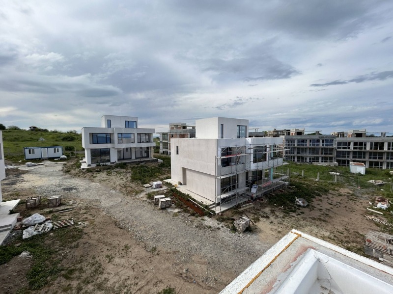 Продава КЪЩА, гр. Черноморец, област Бургас, снимка 12 - Къщи - 53119936