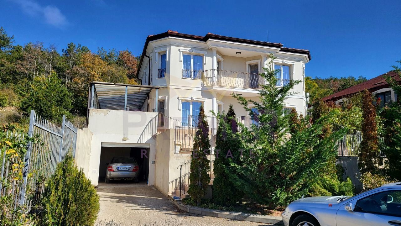 Продава КЪЩА, гр. Варна, м-т Манастирски рид, снимка 2 - Къщи - 55989010