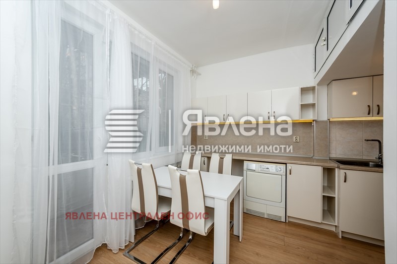 Продава 2-СТАЕН, гр. София, Център, снимка 6 - Апартаменти - 53426861