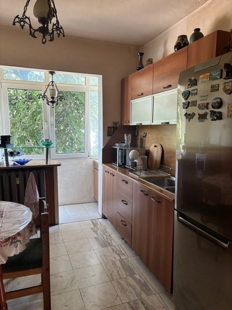 Продава  3-стаен град Пловдив , Изгрев , 90 кв.м | 16885599