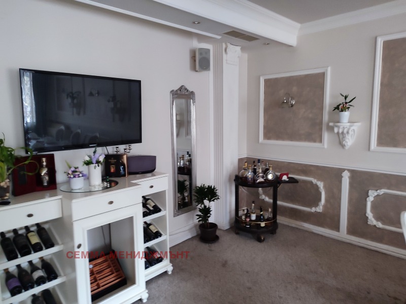 In vendita  Ufficio Sofia , Dianabad , 600 mq | 21156577 - Immagine [16]