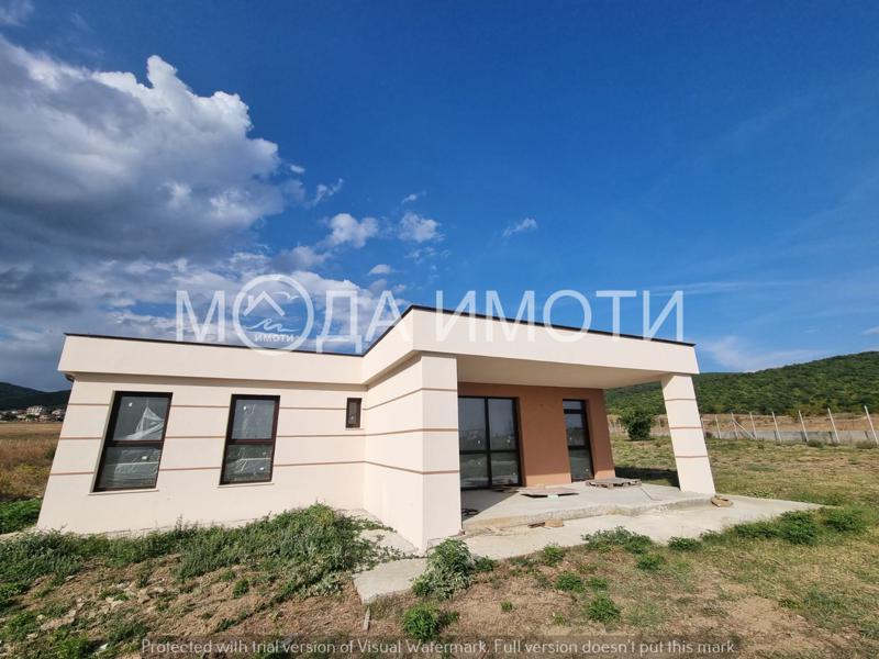 Продава КЪЩА, с. Кошарица, област Бургас, снимка 2 - Къщи - 49146939