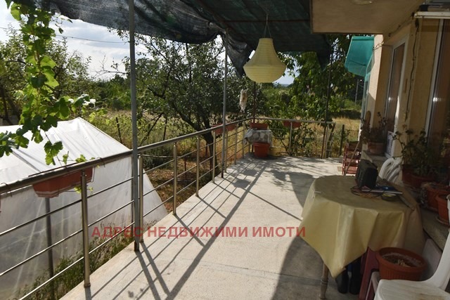 Продава КЪЩА, с. Дълбоки, област Стара Загора, снимка 14 - Къщи - 42597166