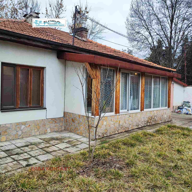 Продава КЪЩА, гр. София, Малашевци, снимка 2 - Къщи - 49366196