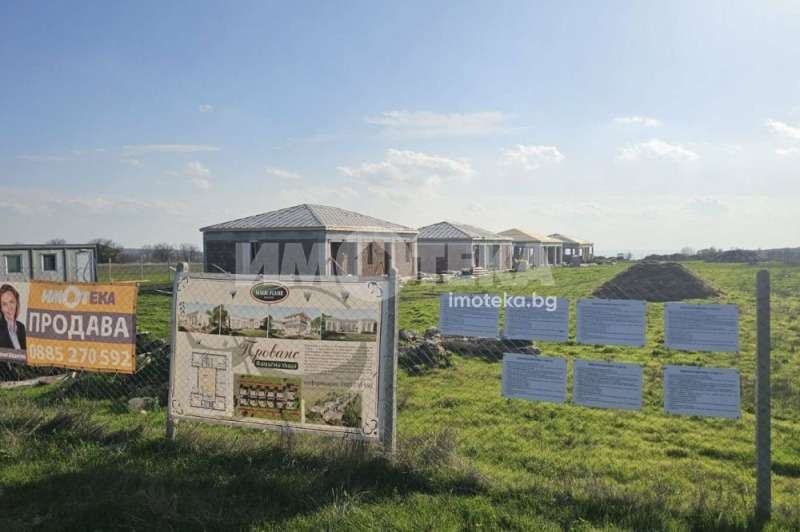 Продава КЪЩА, с. Калиманци, област Варна, снимка 12 - Къщи - 50707049