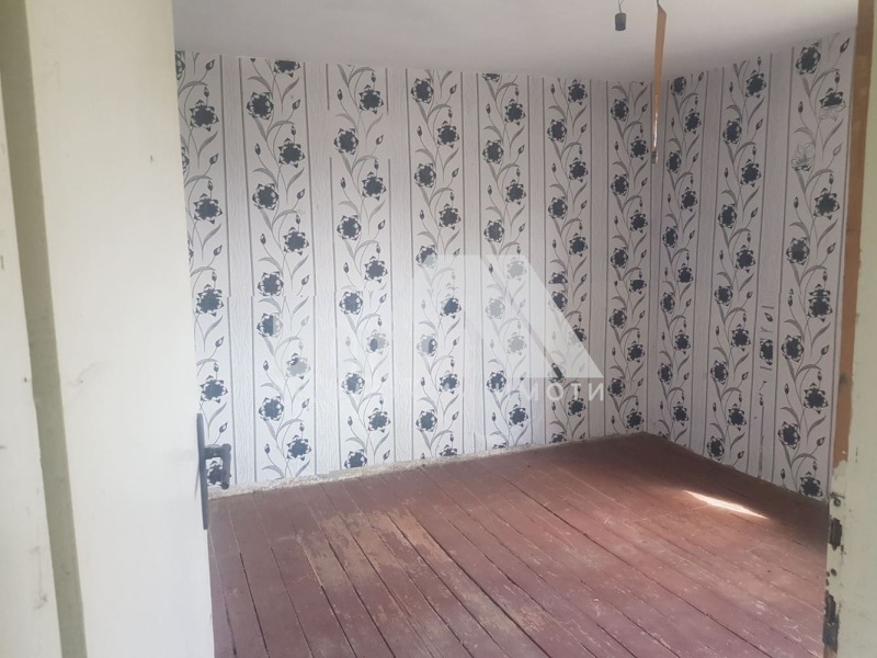 Продава КЪЩА, с. Славеево, област Добрич, снимка 6 - Къщи - 53558403