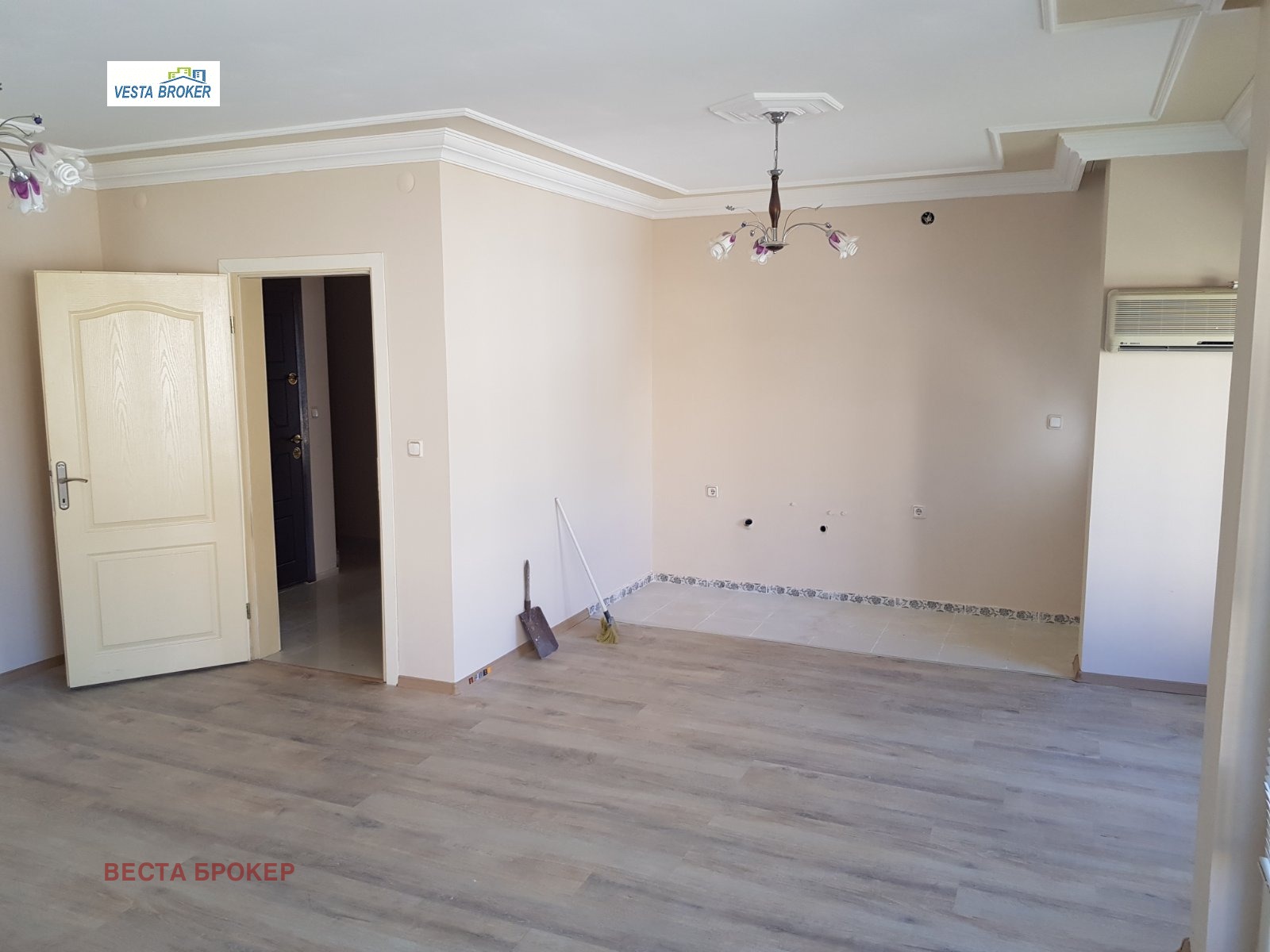 Продава 3-СТАЕН, гр. Кърджали, Възрожденци, снимка 2 - Апартаменти - 52604914