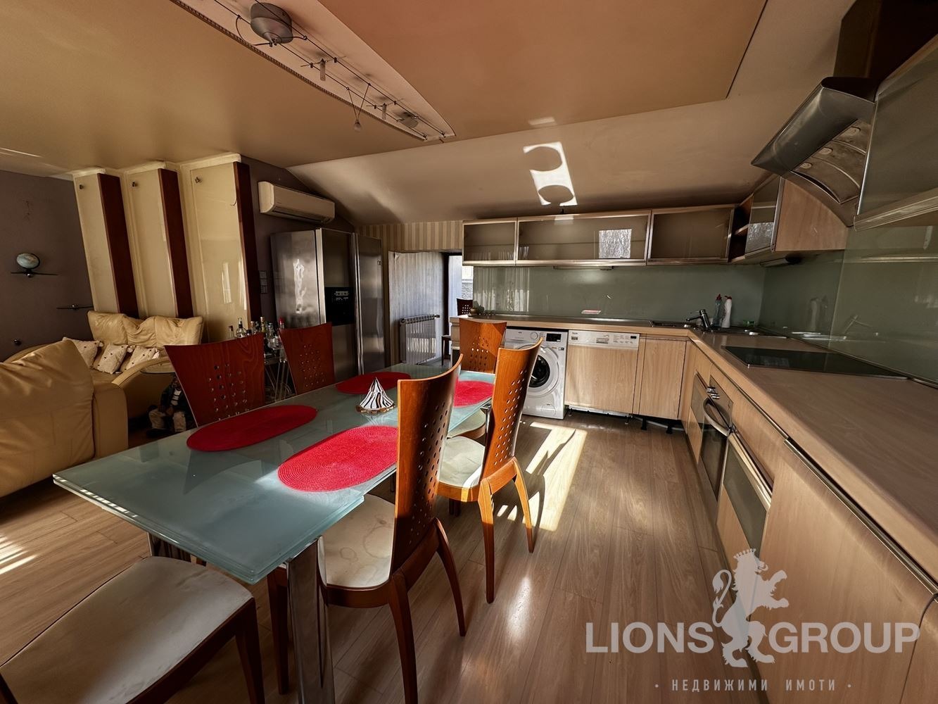 Продава МЕЗОНЕТ, гр. Варна, Гръцка махала, снимка 2 - Апартаменти - 53764116