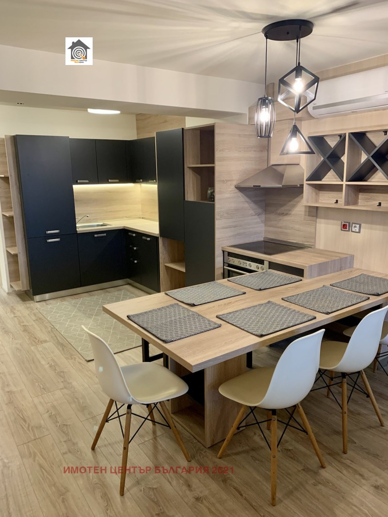 Продава 3-СТАЕН в град София, Слатина - 184 кв.м / 382 000 € » 747 127.06 лв., ИМОТЕН ЦЕНТЪР БЪЛГАРИЯ 2021