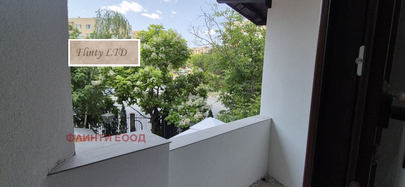 Продава  2-стаен град Велико Търново , Бузлуджа , 71 кв.м | 31104917 - изображение [6]
