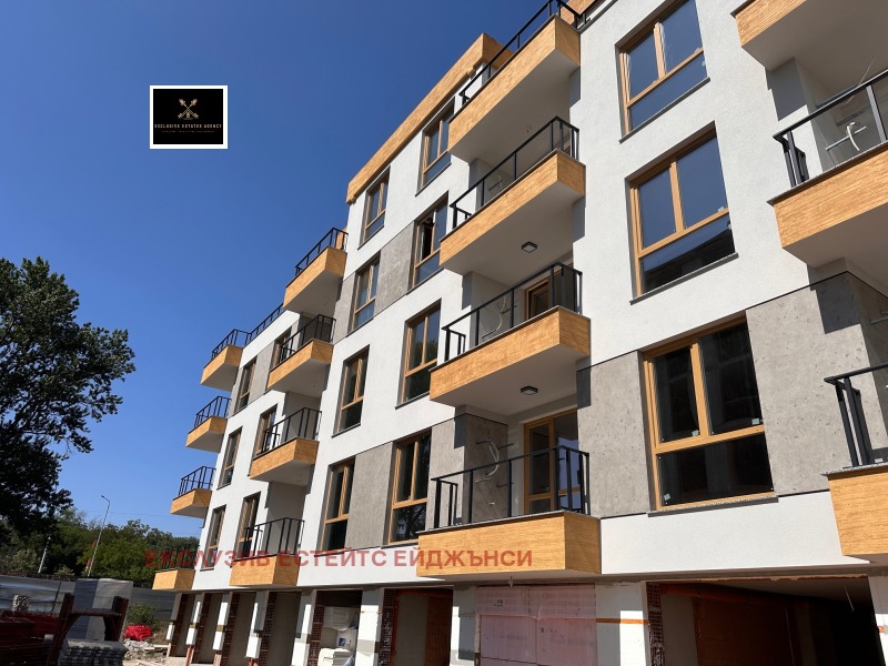Продава  2-стаен град Пловдив , Младежки Хълм , 67 кв.м | 21769048