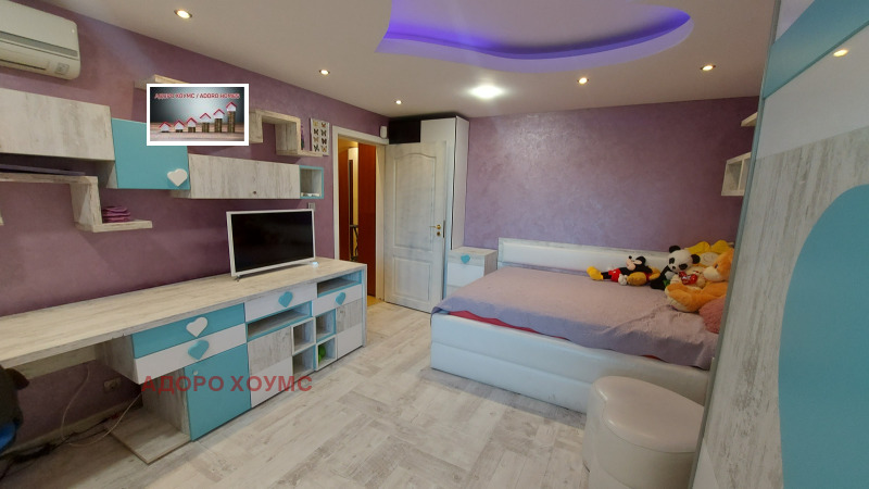 De vânzare  3 dormitoare Ruse , Vâzrajdane , 104 mp | 47394644 - imagine [11]