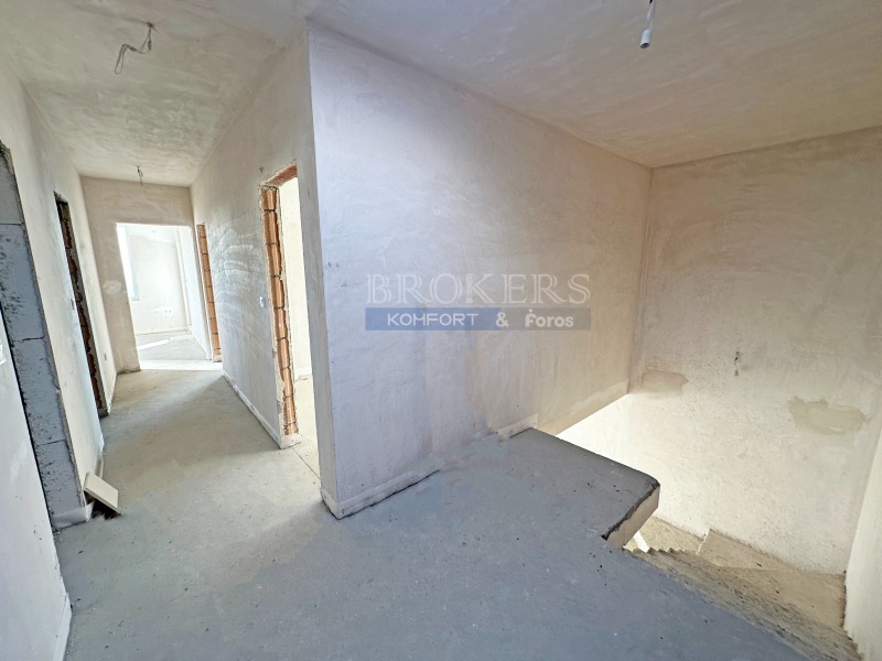 Продава КЪЩА, гр. Варна, м-т Пчелина, снимка 7 - Къщи - 52603166