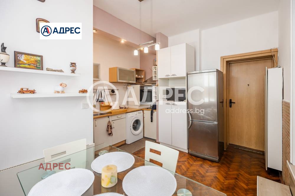 Продава 2-СТАЕН, гр. Варна, ЖП Гара, снимка 2 - Апартаменти - 56658400