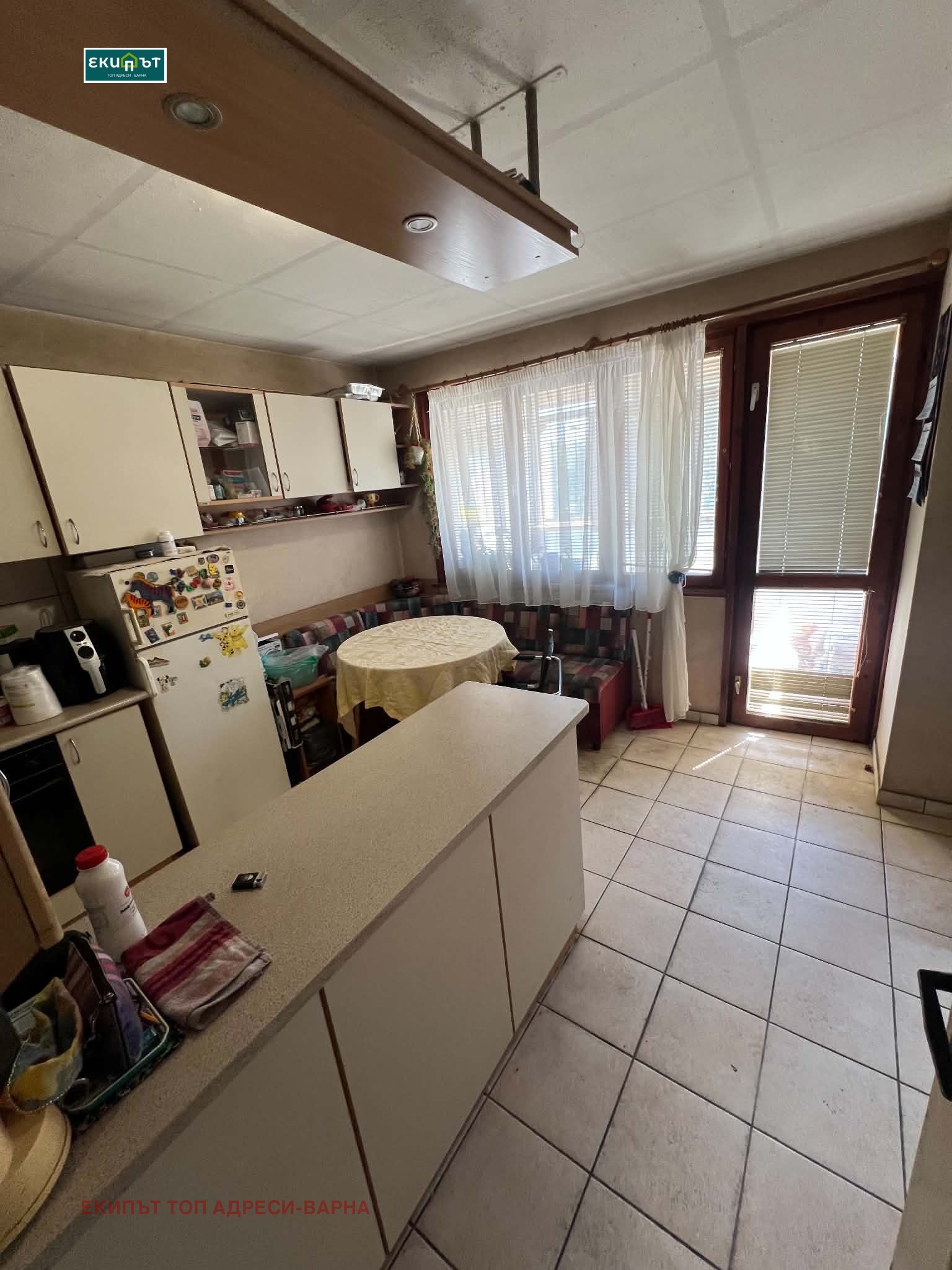 Продава 3-СТАЕН, гр. Варна, Лятно кино Тракия, снимка 2 - Апартаменти - 56160214