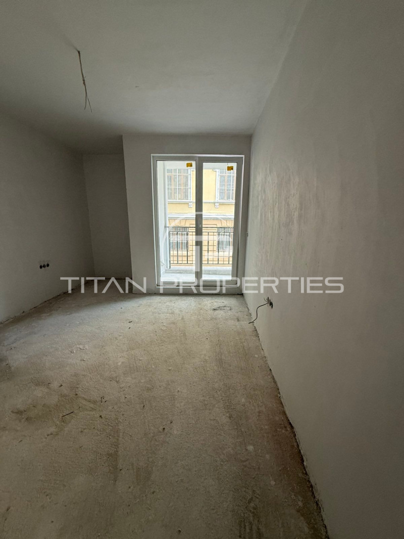 Продава 2-СТАЕН в град Пловдив, Център - 86 кв.м / 199 180 € » 389 562.22 лв., ТИТАН ПРОПЪРТИС ПРОДАЖБИ ПЛОВДИВ