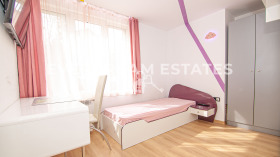 3 Schlafzimmer Wladaja, Sofia 9