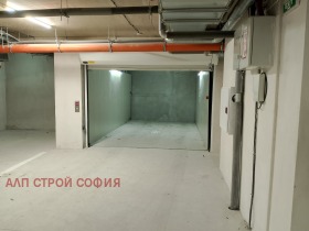 Гараж град София, Триъгълника 6