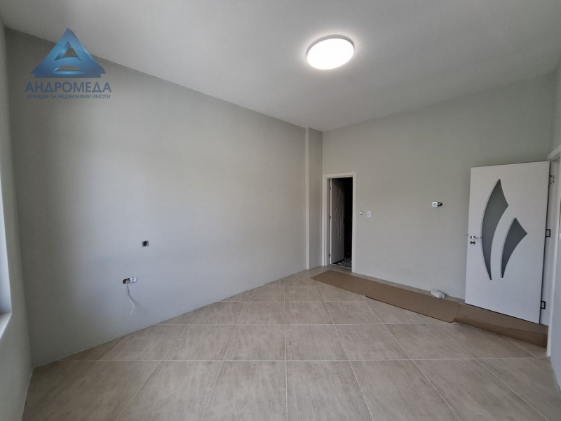 Myytävänä  2 makuuhuonetta Pleven , Družba 3 , 64 neliömetriä | 22753899 - kuva [9]