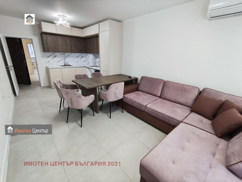 De vânzare  3 dormitoare Sofia , Zona B-19 , 121 mp | 59897899 - imagine [2]
