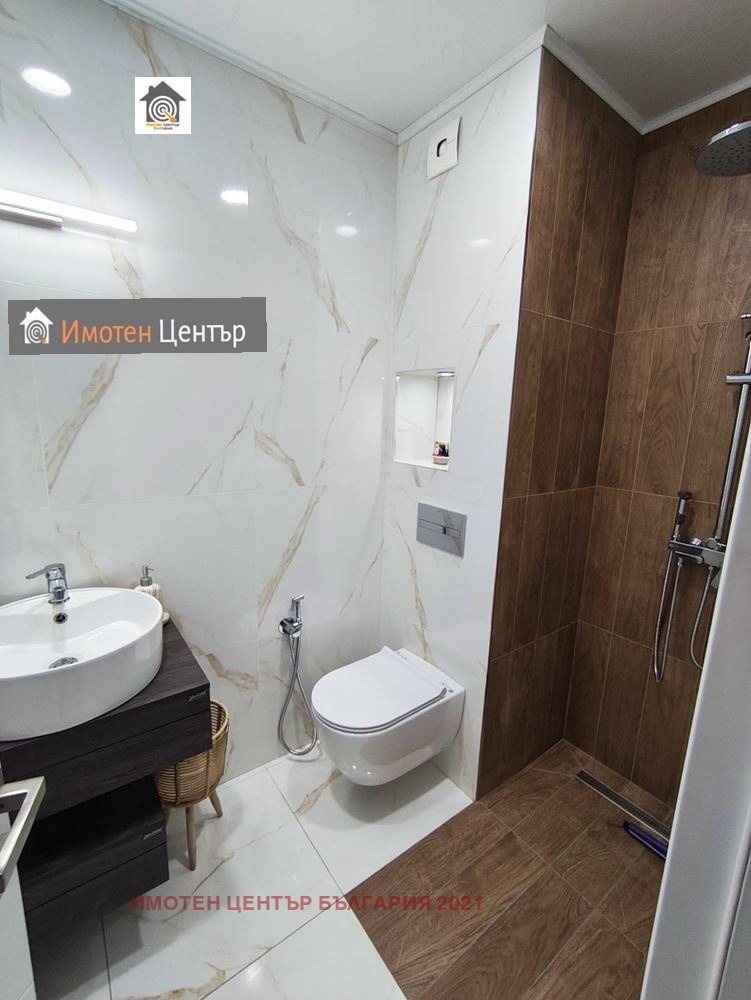 De vânzare  3 dormitoare Sofia , Zona B-19 , 121 mp | 59897899 - imagine [8]