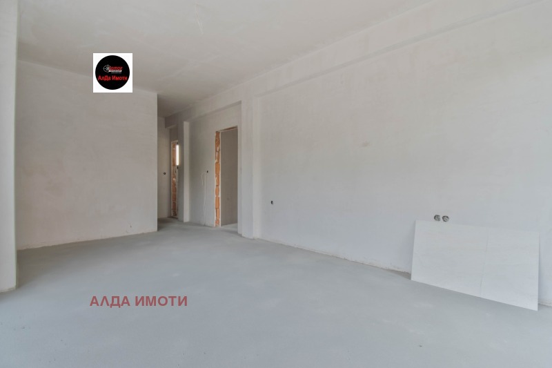 Продава КЪЩА, гр. София, м-т Детски град, снимка 8 - Къщи - 52827853