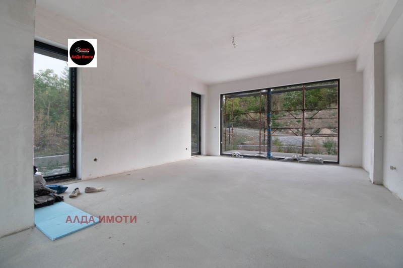 Продава КЪЩА, гр. София, м-т Детски град, снимка 5 - Къщи - 52827853