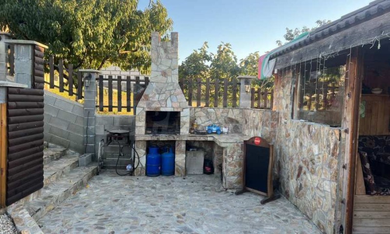 Продава КЪЩА, с. Черни връх, област Бургас, снимка 5 - Къщи - 53469230