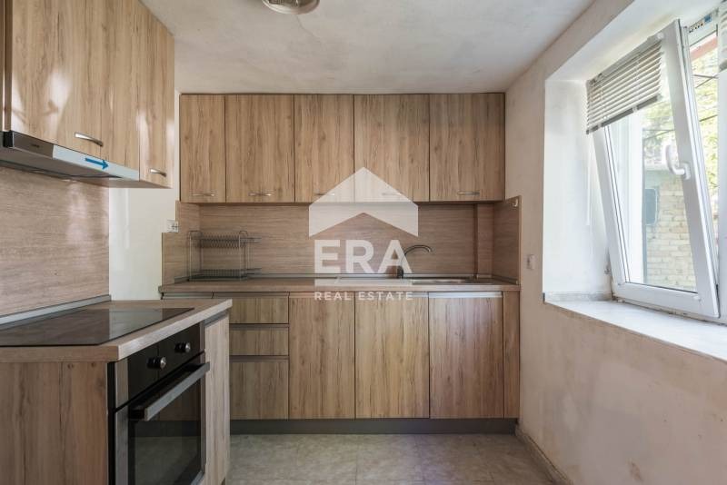 Продава КЪЩА, гр. Варна, Галата, снимка 5 - Къщи - 54542365