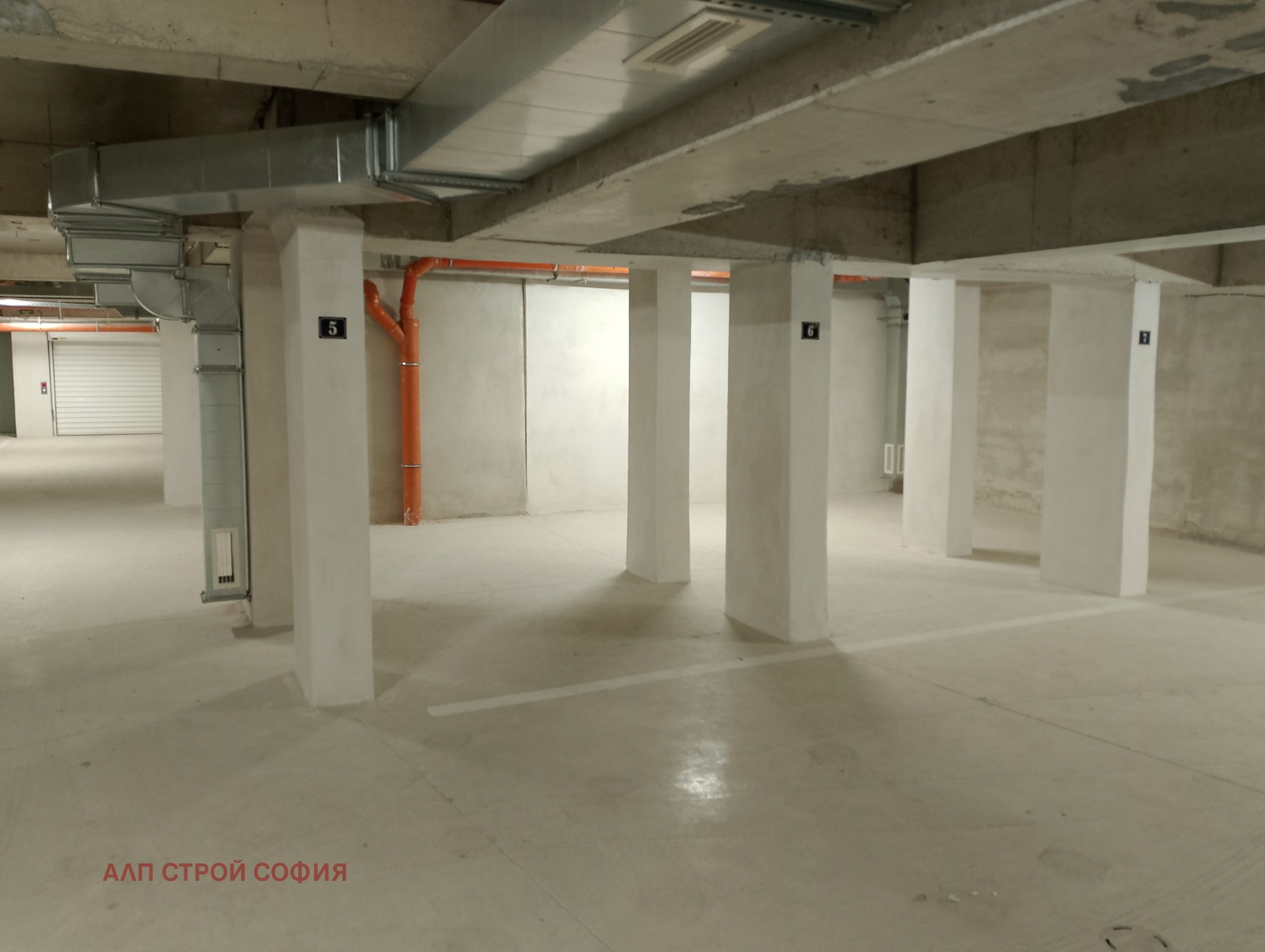 Продава ГАРАЖ, ПАРКОМЯСТО, гр. София, Триъгълника, снимка 4 - Гаражи и паркоместа - 53688644