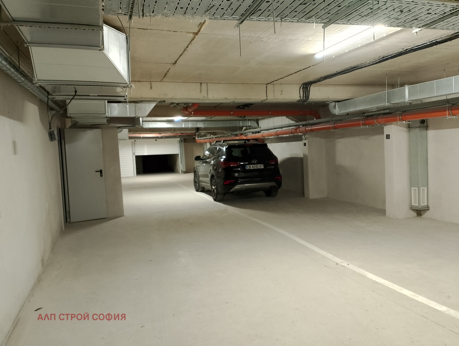 Продава ГАРАЖ, ПАРКОМЯСТО, гр. София, Триъгълника, снимка 2 - Гаражи и паркоместа - 53688644