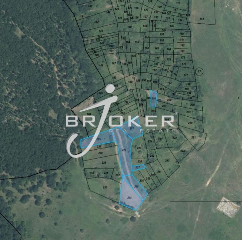 Продава ПАРЦЕЛ в област Хасково, с. Николово - 6350 кв.м / 10 175 € » 19 900.57 лв., БРОКЕР ЖОКЕР