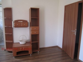 1 makuuhuone Darvenitsa, Sofia