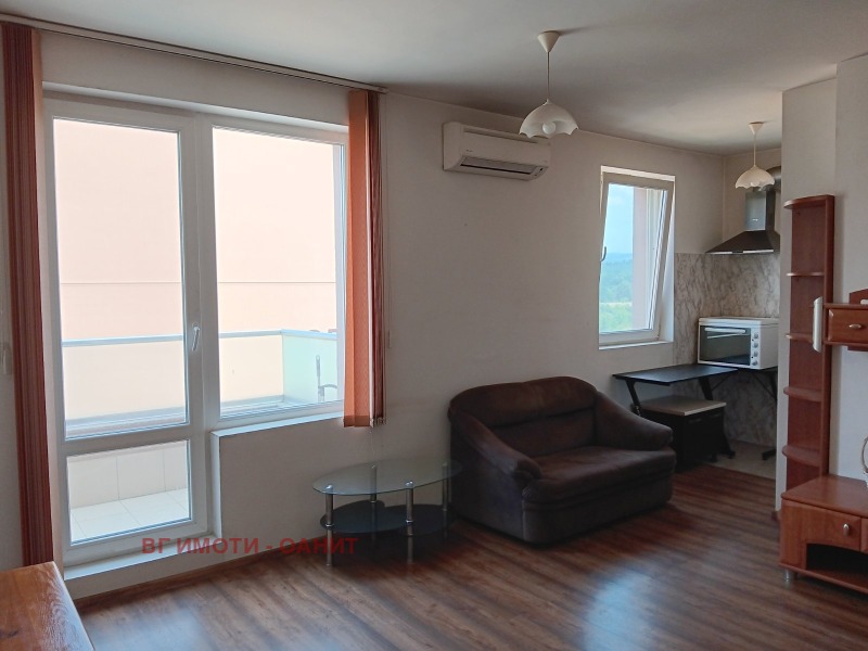 Продаја  1 спаваћа соба Софија , Дарвеница , 69 м2 | 27623984