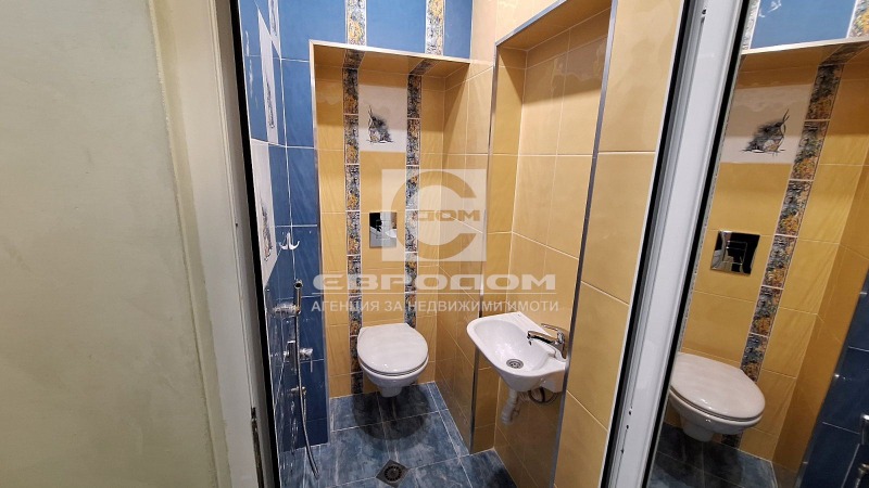 Продава 3-СТАЕН, гр. Стара Загора, Център, снимка 13 - Апартаменти - 52835896