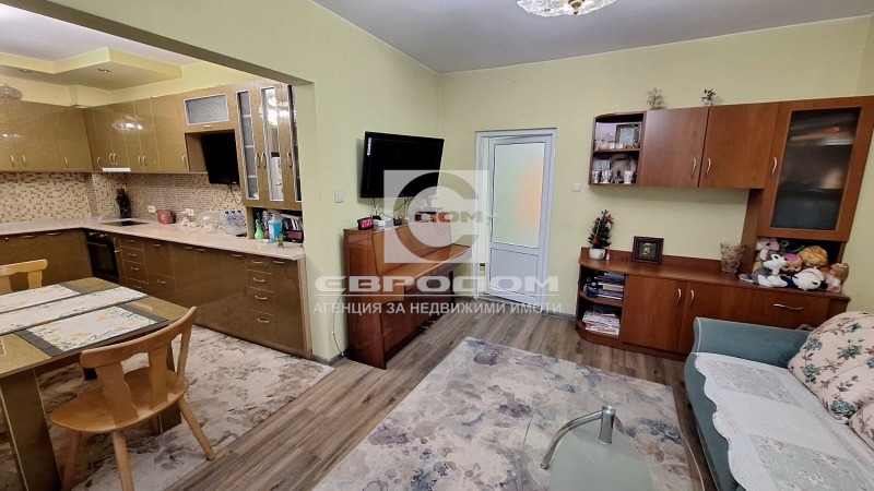 Продава 3-СТАЕН, гр. Стара Загора, Център, снимка 6 - Апартаменти - 52835896