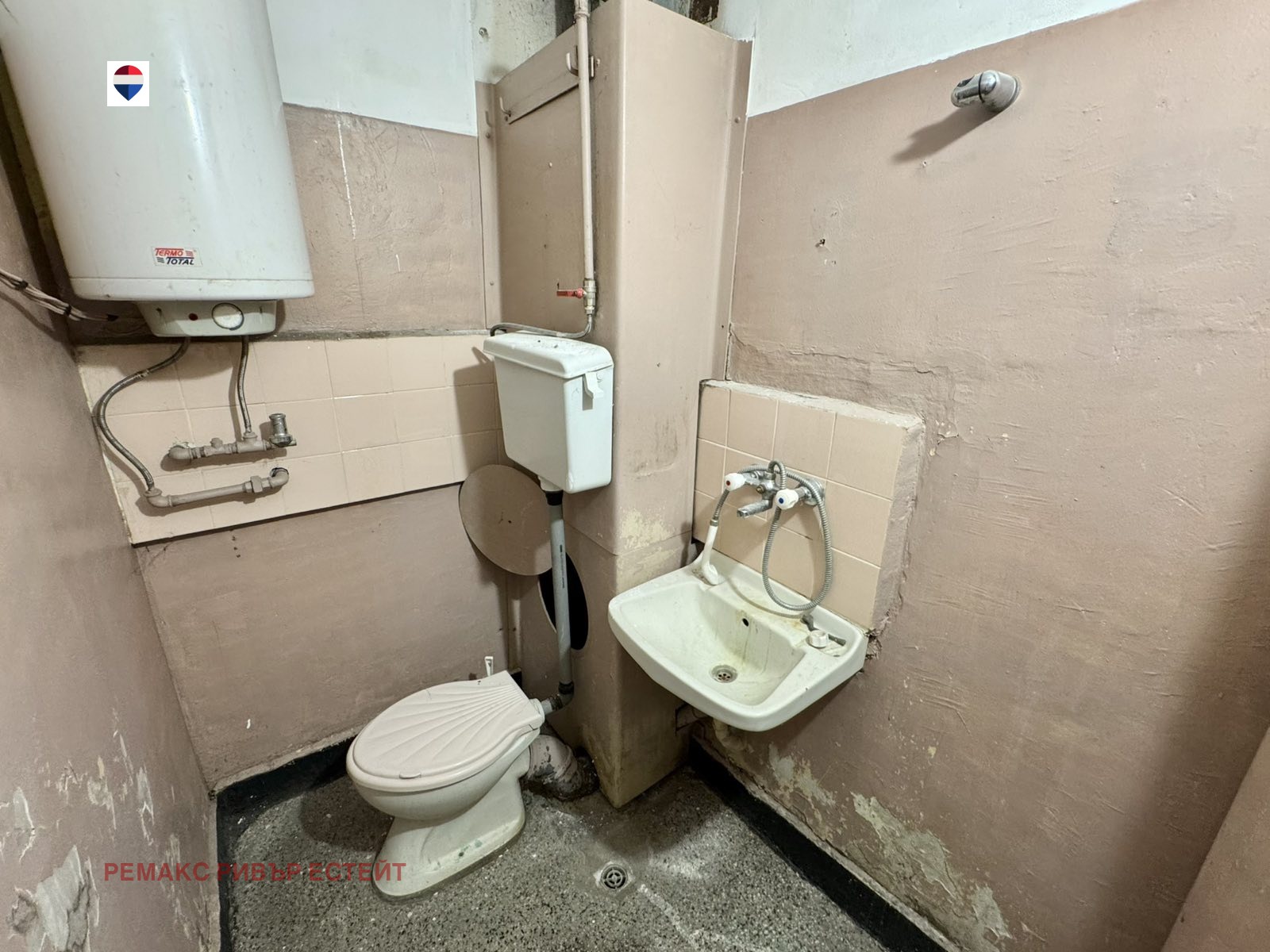 Продава 2-СТАЕН, гр. Русе, Централен южен район, снимка 8 - Апартаменти - 56307555