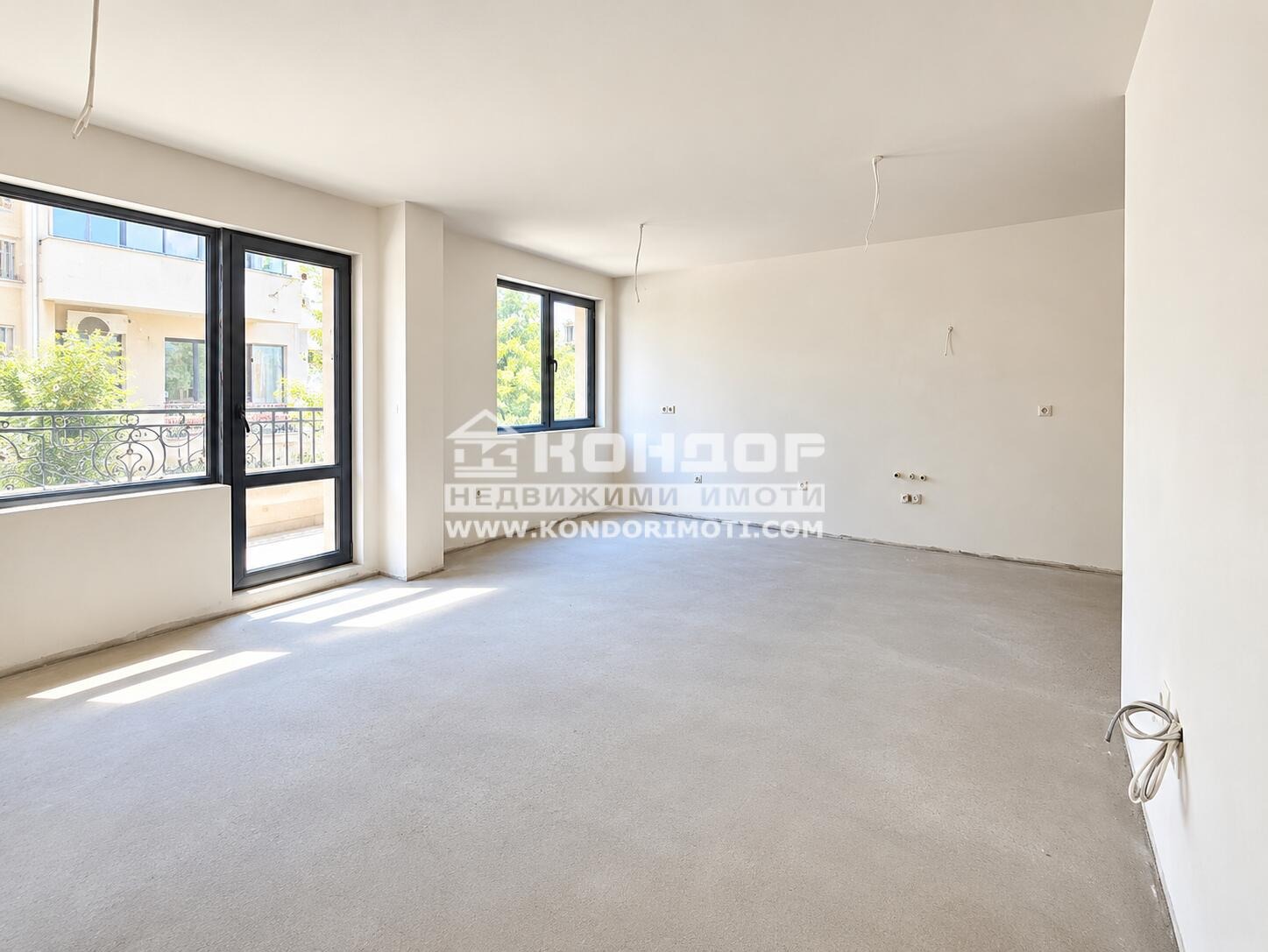 Продава 3-СТАЕН, гр. Пловдив, Център, снимка 2 - Апартаменти - 56268068
